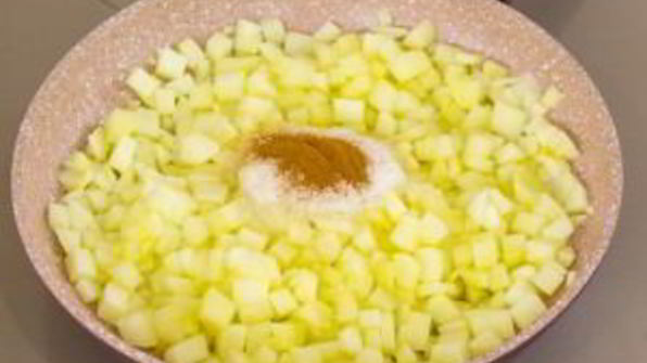 блинчики с яблоками под безе