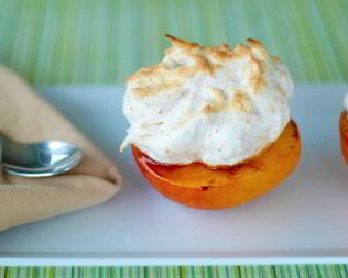 Персики с безе