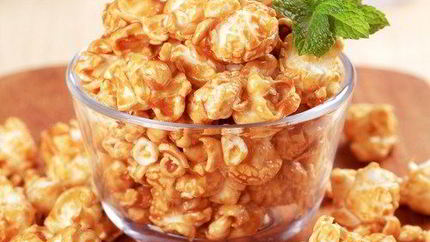 Глазированный попкорн в кленовом сиропе с красным перцем