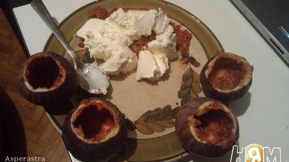 инжир, фаршированный сыром