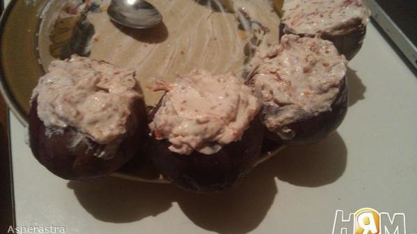 инжир, фаршированный сыром