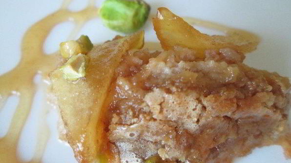 запеченные с халвой яблоки