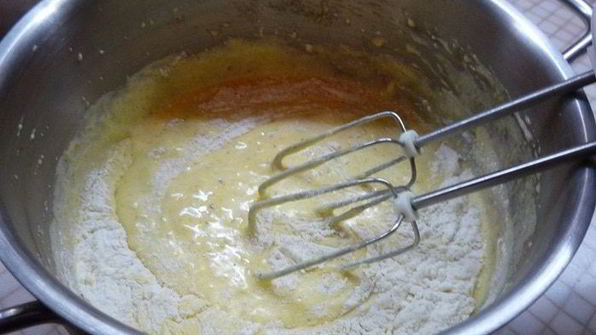 клафути с грушами и фундуком