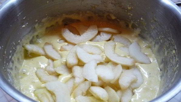 клафути с грушами и фундуком