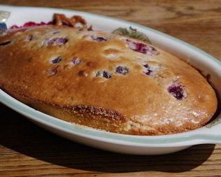 Клафути с ягодами