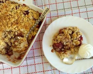 Клубничный крамбл