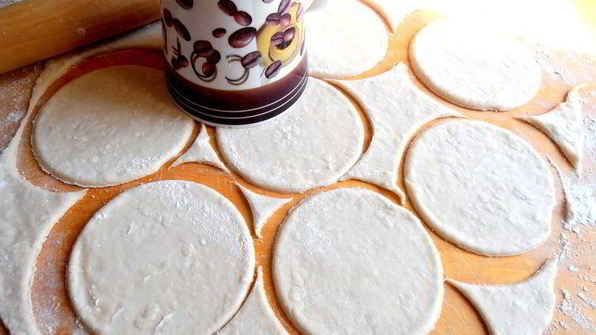 конфеты из сосисок