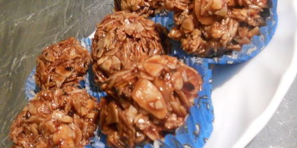 Рецепт конфет миндальных лепестки в шоколаде