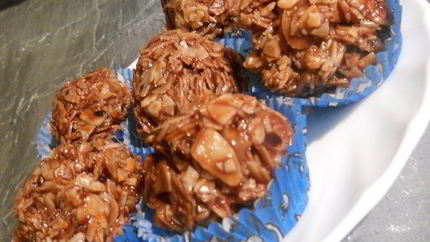 Конфеты Миндальные лепестки в шоколаде