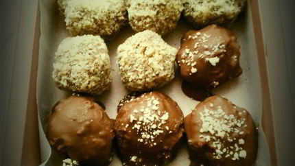 Шоколадне конфеты с миндалем и Амаретто