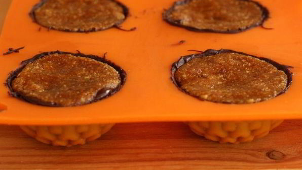 шоколадные конфеты с миндалем и апельсином