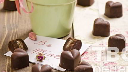 Шоколадные конфеты с начинкой из имбирных цукатов