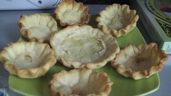 корзиночки с бананами и белковым кремом