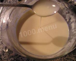 Крем из сметаны и сгущенки для торта