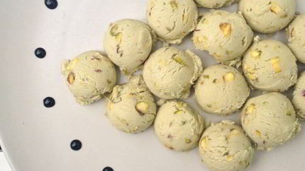 Семифреддо с фисташками и бальзамическим кремом