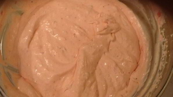 сицилийские канноли с рикоттой и сливочно-клубничным кремом