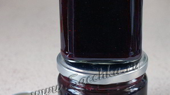 мармелад из черной смородины с базиликом