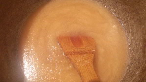 яблочный мармеладный рулет