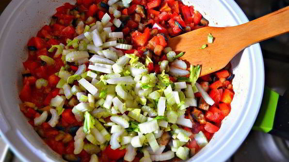 мильфей с мясом, гречкой и овощами