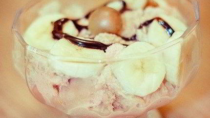 Кофейно-ванильное мороженое с тоффи