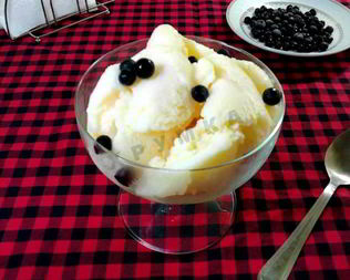 Мороженое из молока и сахара