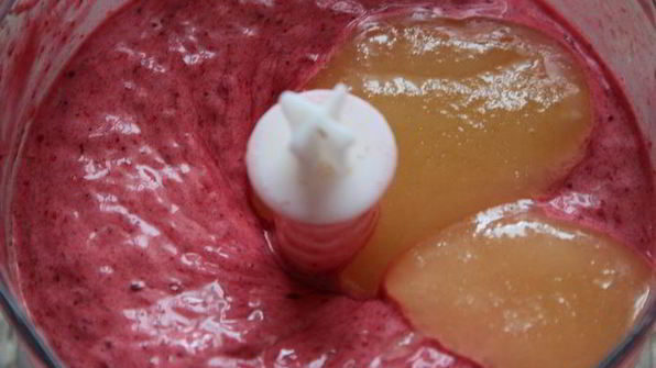 полезное вишневое мороженое