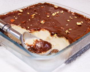 Шоколадный торт-мороженое