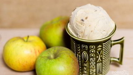 Яблочное мороженое в мороженице