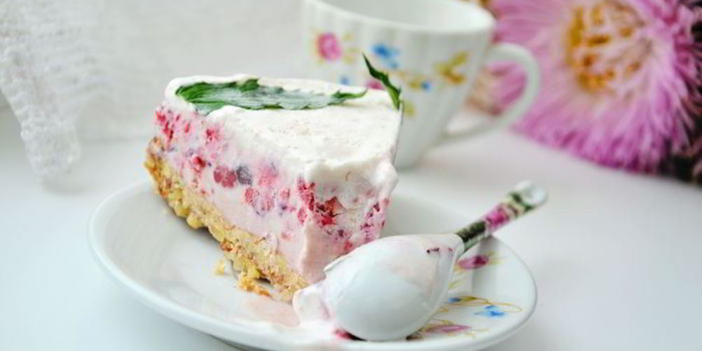 Рецепт ягодного торта-мороженого