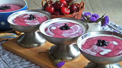 Черничный мусс под сливками