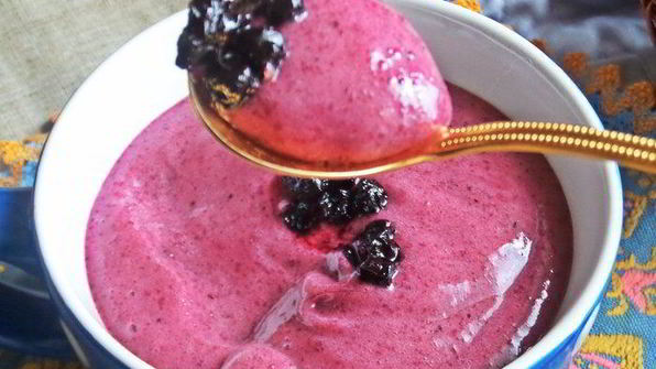 черничный мусс под сливками