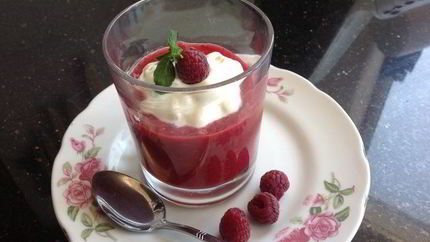 Мусс из свежей малины