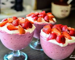 Творожно-ягодный мусс