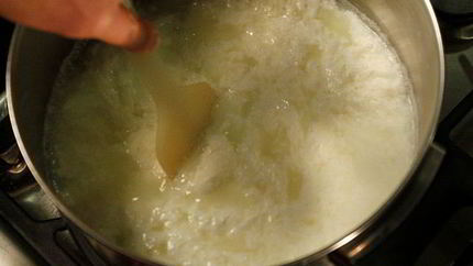 Нежный творог из соевого молока