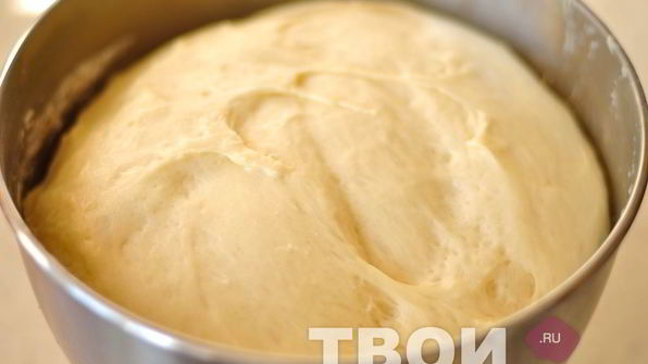 кулич на желтках