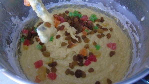 миндальный кулич