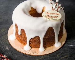 Пасхальный кулич с изюмом