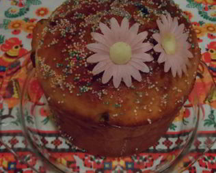 Пасхальный кулич в сахарной глазури