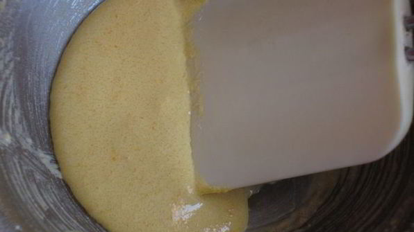 пасхальные творожные булочки с заварным кремом и абрикосами