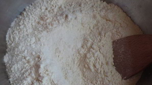 пасхальные творожные булочки с заварным кремом и абрикосами