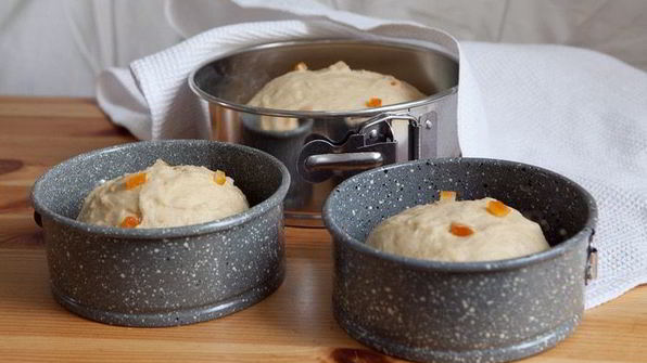 сливочный кулич с апельсиновыми цукатами