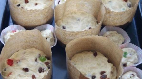 традиционный кулич на сметане