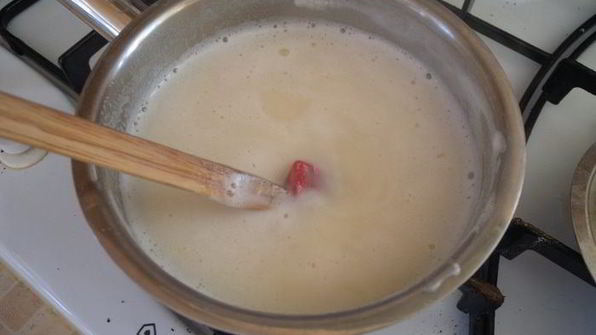 сгущенка обычная и варенка