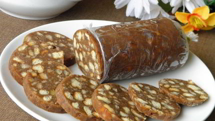 Шоколадная колбаса из печенья