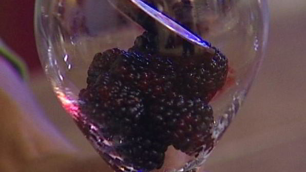 сливочное желе с ежевикой