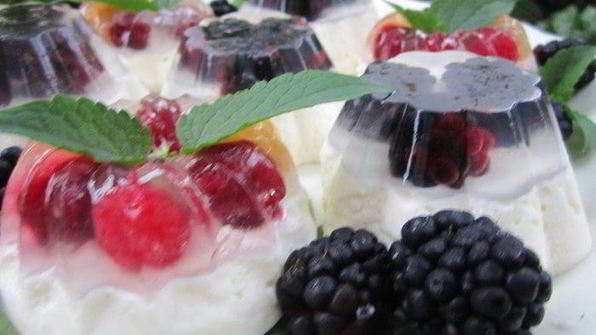 суфле ягодно-сливочные тучки