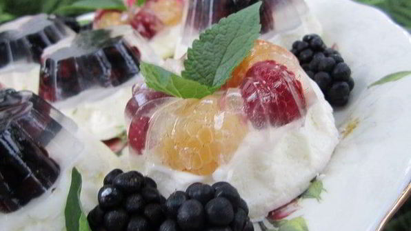 суфле ягодно-сливочные тучки