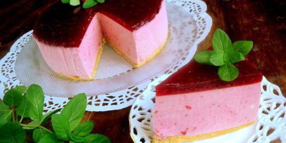 Рецепт торта-суфле с малиной