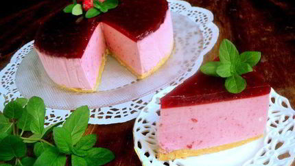 Торт-суфле с малиной