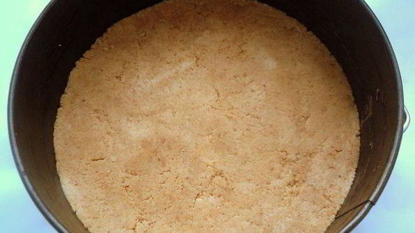 торт-суфле с малиной